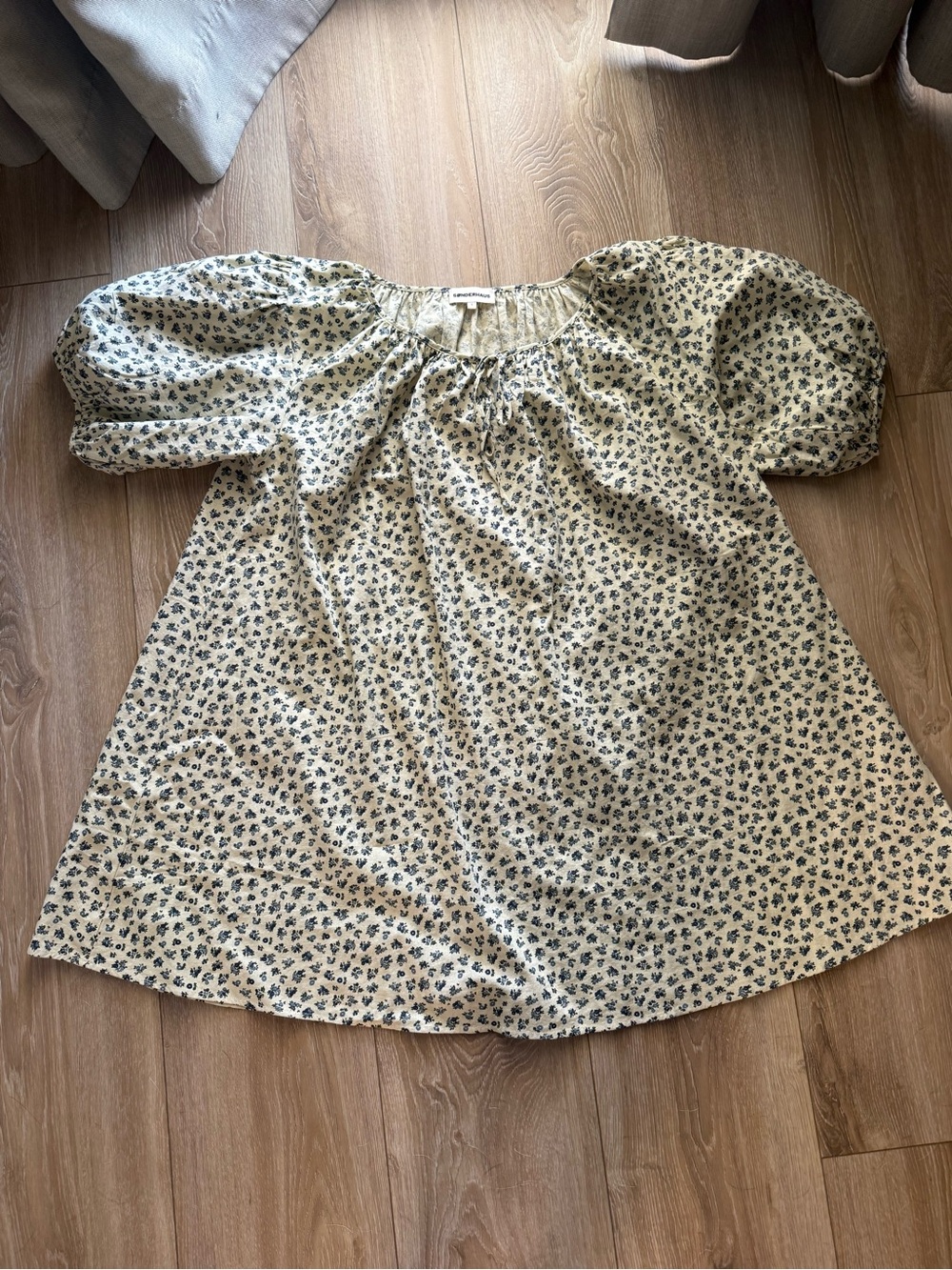 Girls' Cream Puff-Sleeve Floral Blouse